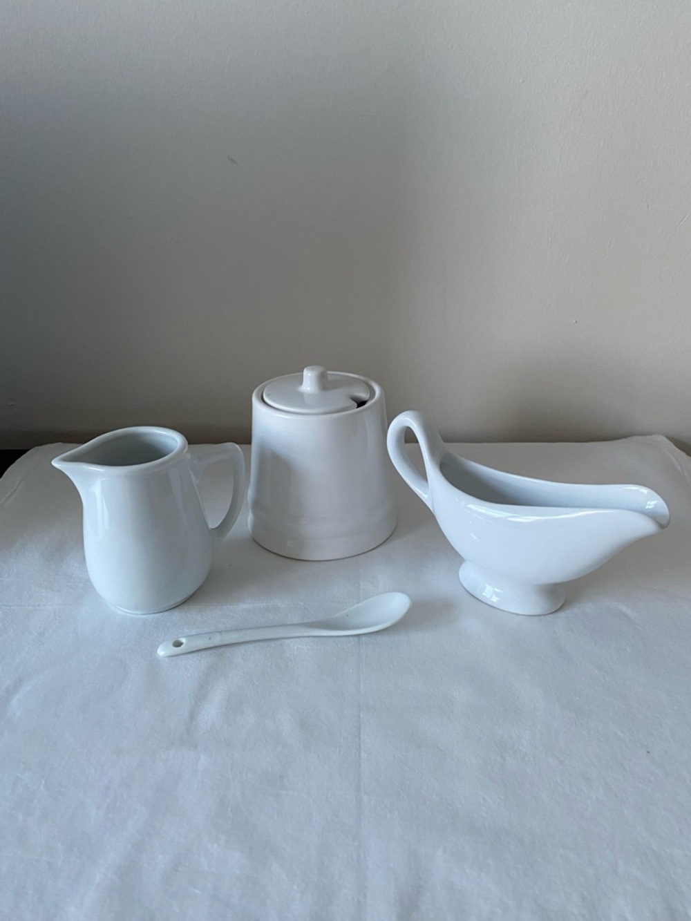 White Porcelain basics (3 pieces)